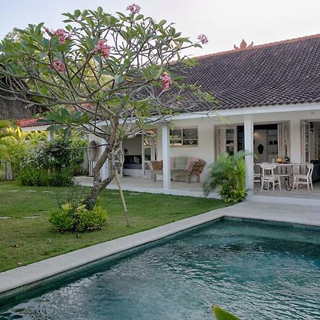 Villa Tom & Lucie Bingin Beach Uluwatu Exteriér fotografie