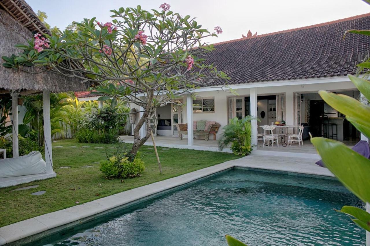 Villa Tom & Lucie Bingin Beach Uluwatu Exteriér fotografie